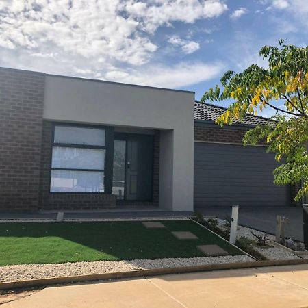 דירות Apple House Tarneit North מראה חיצוני תמונה